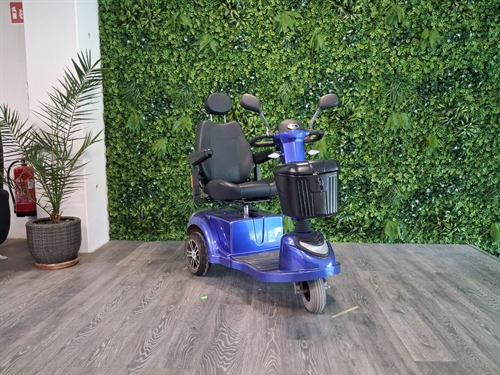 LM-550 blå