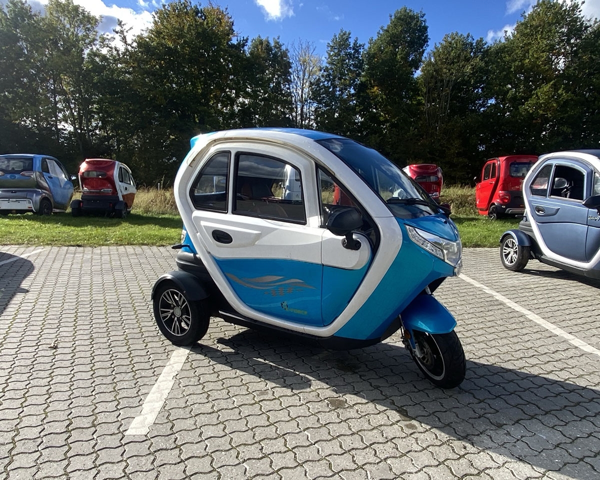 E-Force blå 25 km/t