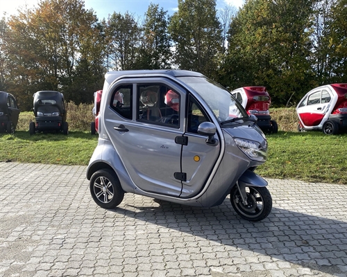 Rex Q3 grå - 30 km/t