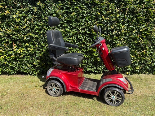 LM-600 rød