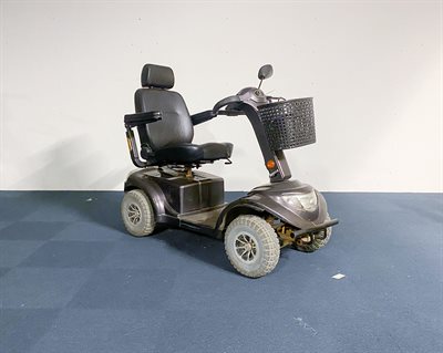 LM-600 grå