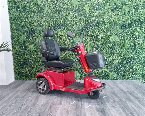 LM-650 rød