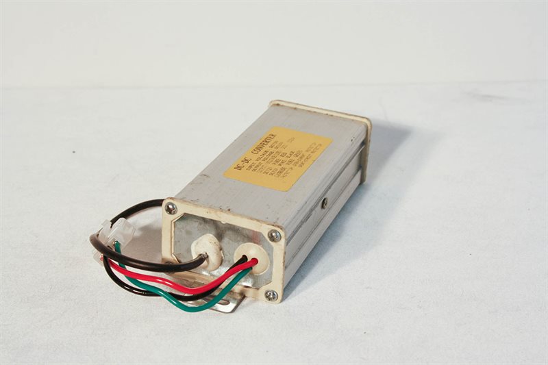 Omformer 72-12 (3 ben + USB) til Urban