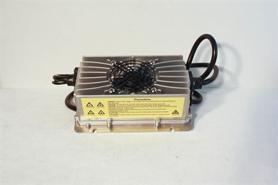 Oplader til Country II - indbygget 25km/t m. kabel