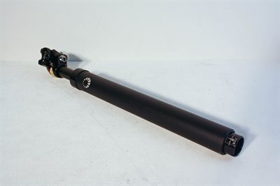 Sadelpind 31,6 x 350 mm affjedret, sort