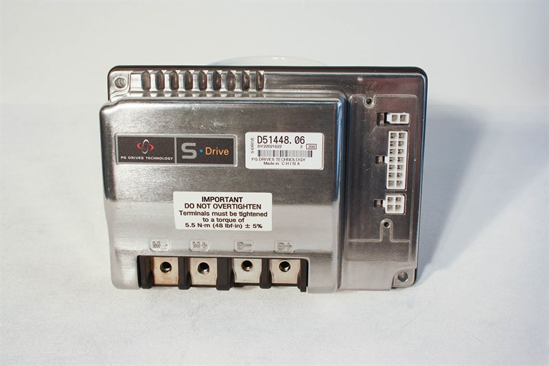Styreboks, LM-900