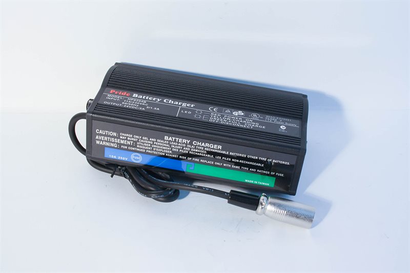 Charger, off board, 115/230 V, 5A. Univ.